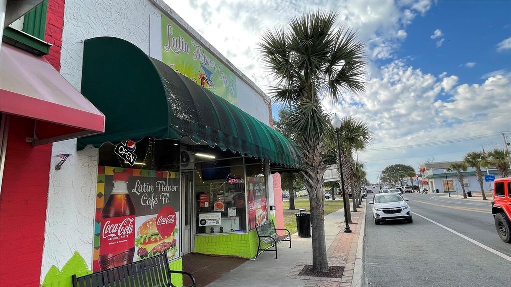 Photo of 111 W Howard Street, Live Oak, FL 32060 (MLS # GC537392)