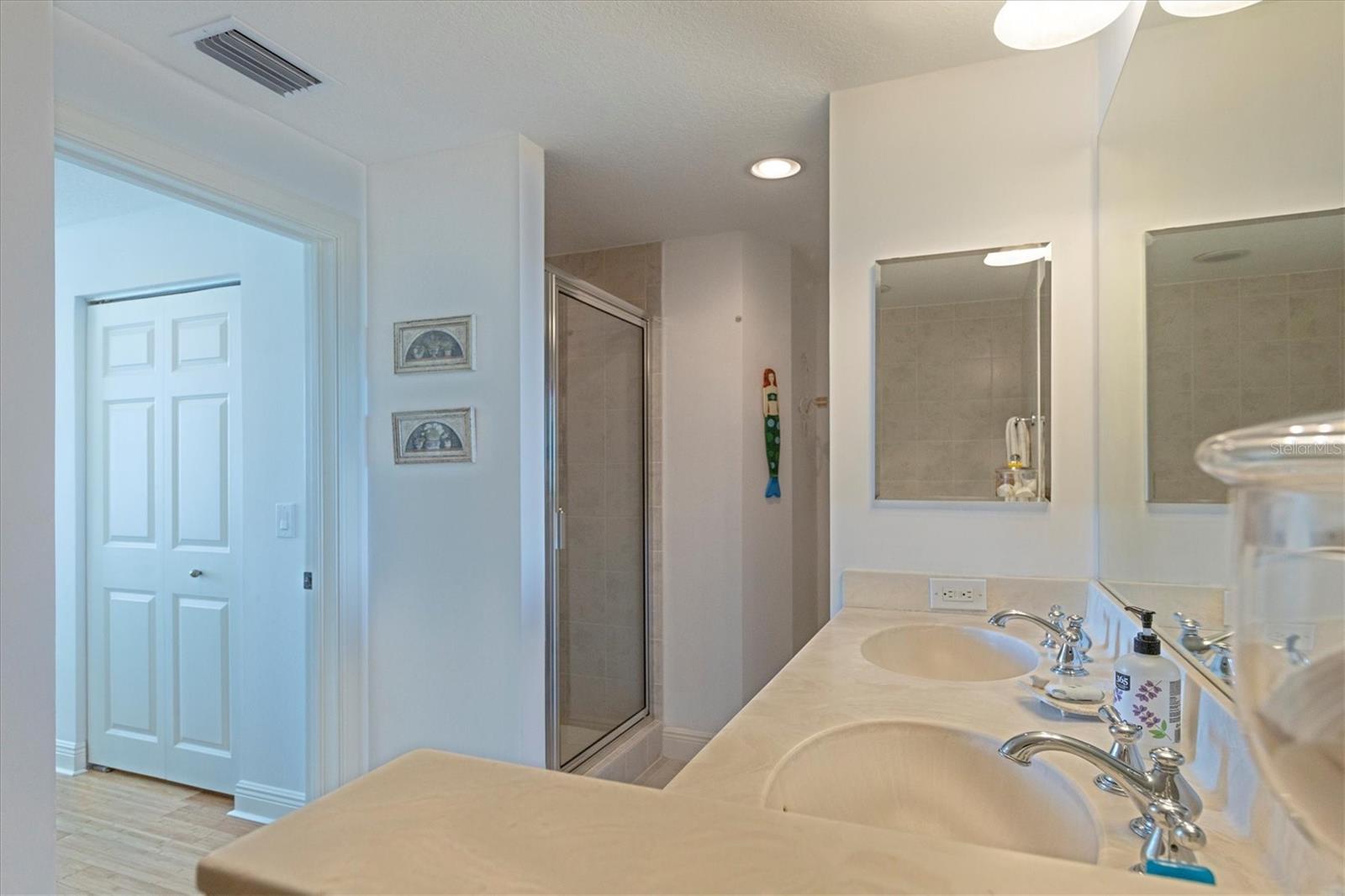 ALINARI - Residential