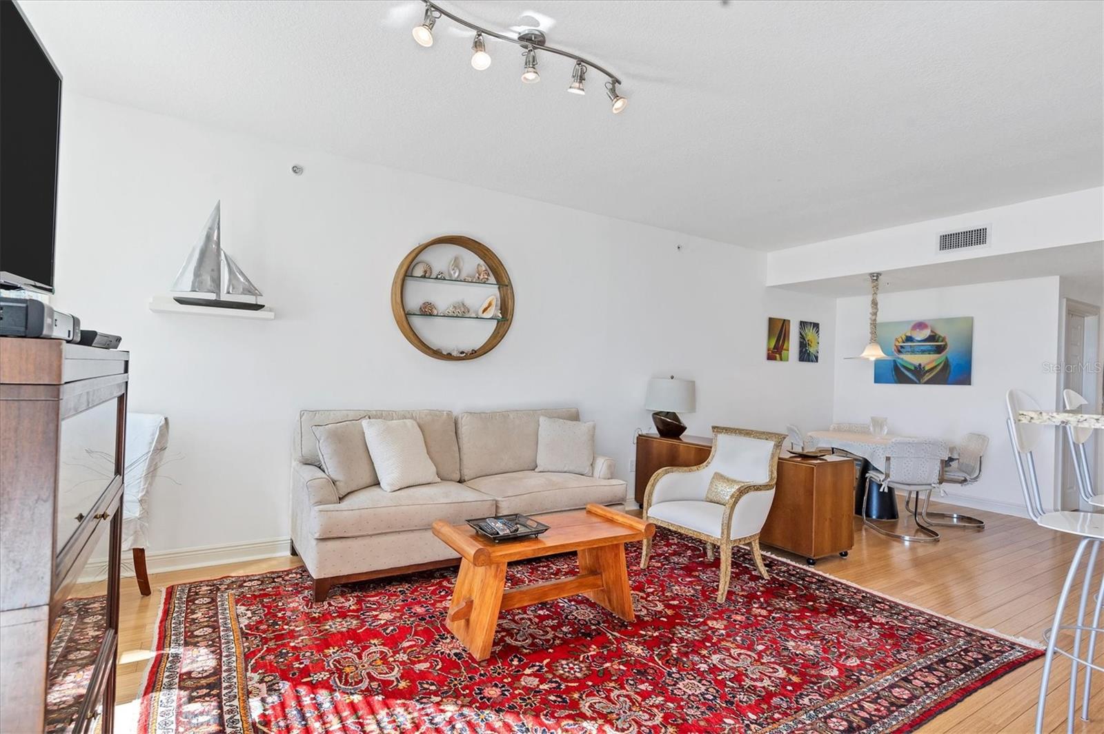 ALINARI - Residential