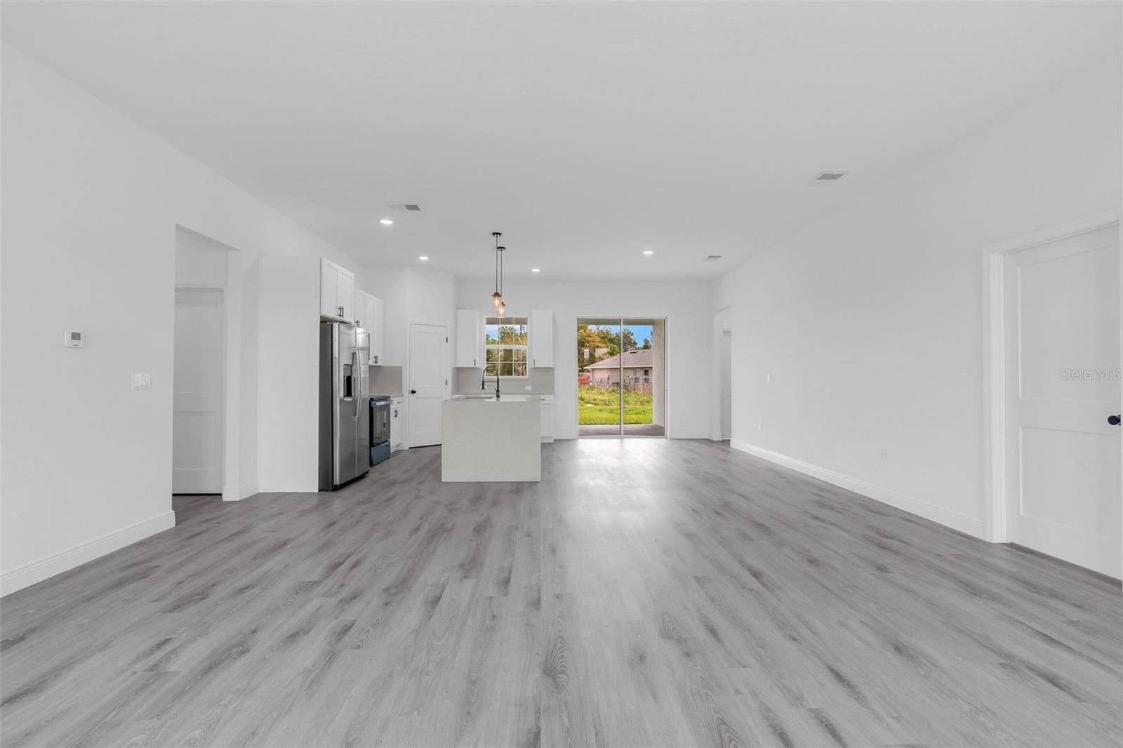 MARION OAKS 10 - Residential