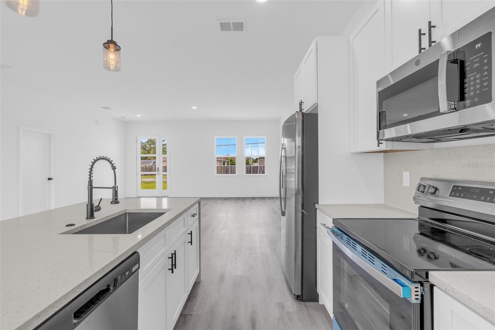 MARION OAKS 10 - Residential