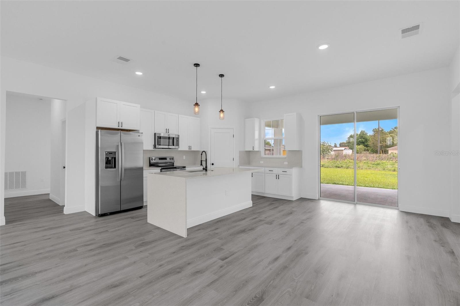 MARION OAKS 10 - Residential