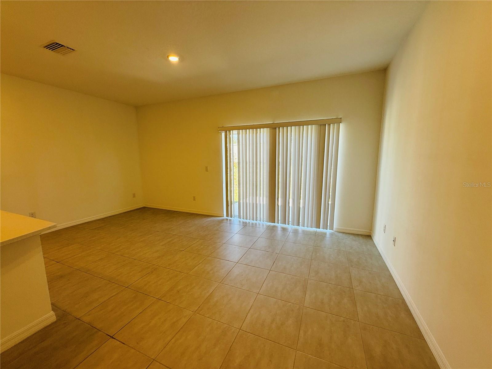 RIVER LNDG PH 2E-2F-3E - Residential Lease