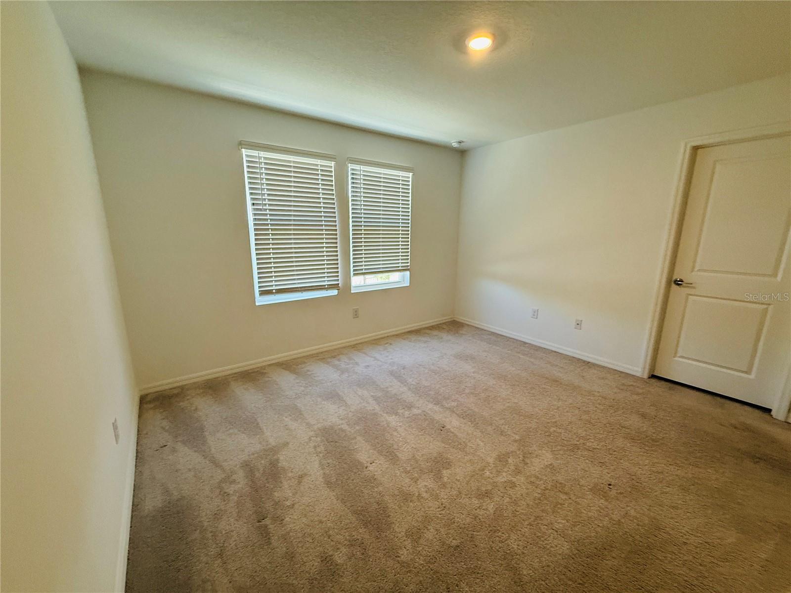 RIVER LNDG PH 2E-2F-3E - Residential Lease