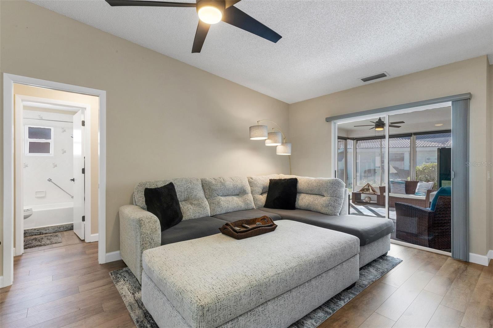 GARDEN LAKES VILLAS SEC 1 - Residential