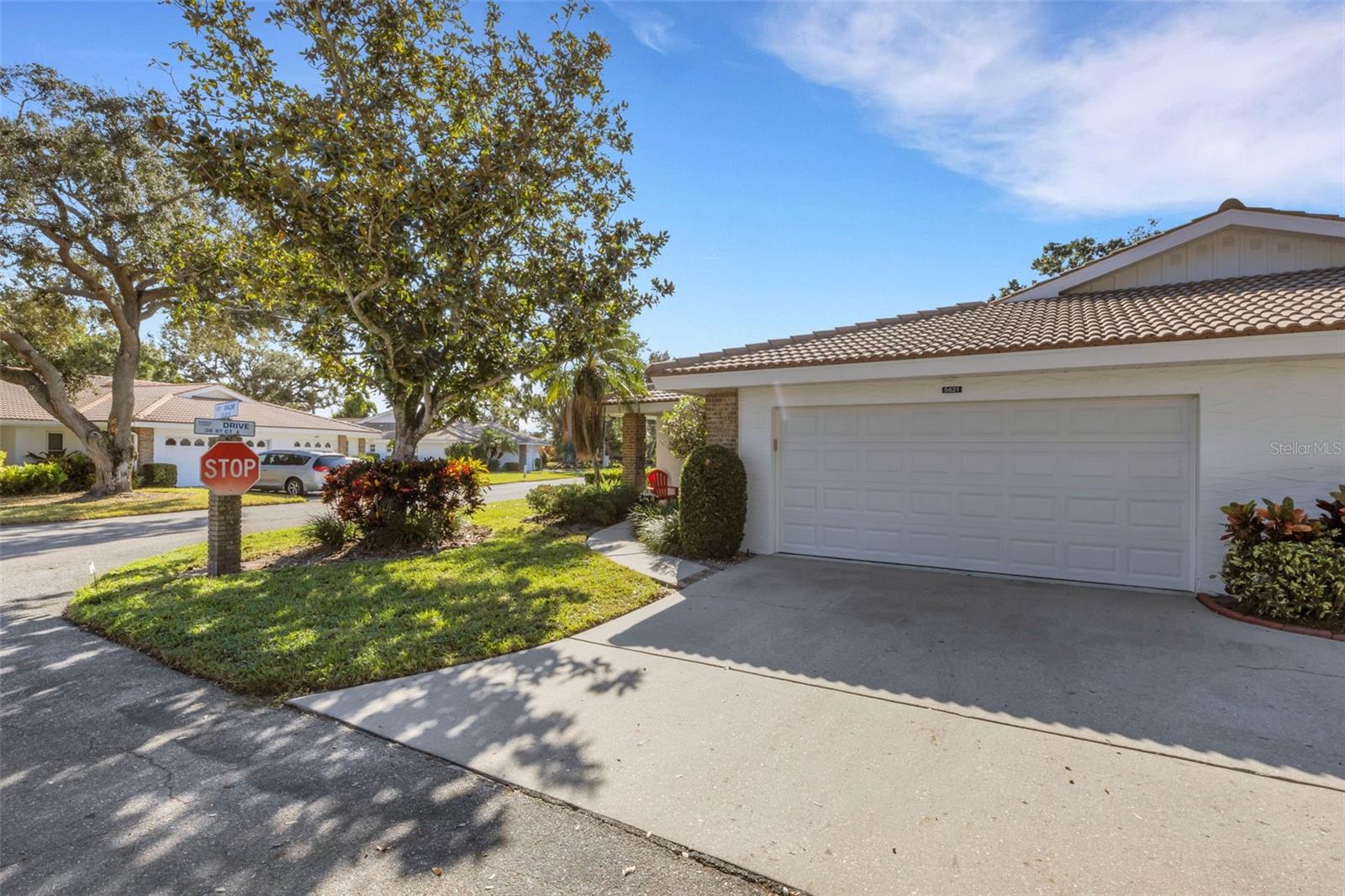 GARDEN LAKES VILLAS SEC 1 - Residential