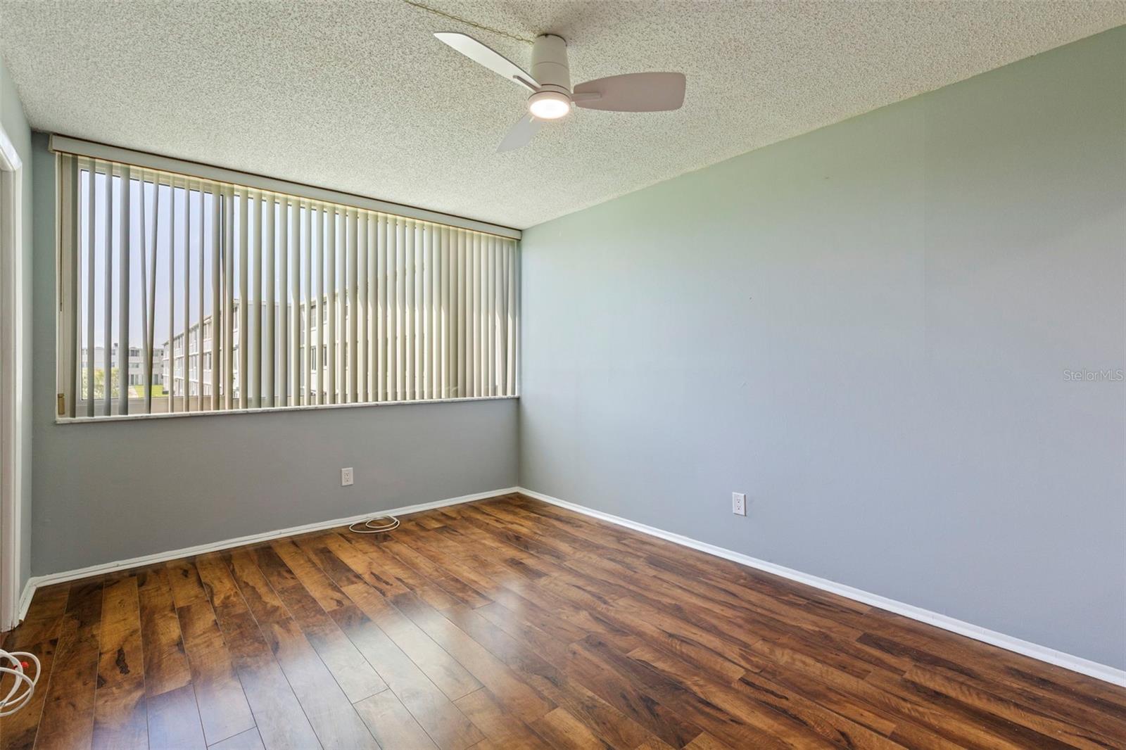 WINSTON PARK NORTHEAST - Residential