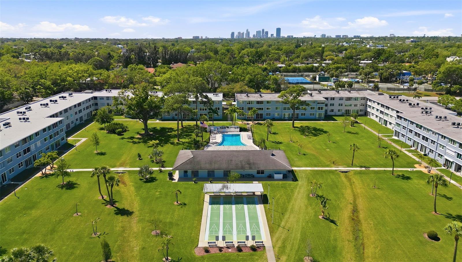 WINSTON PARK NORTHEAST - Residential