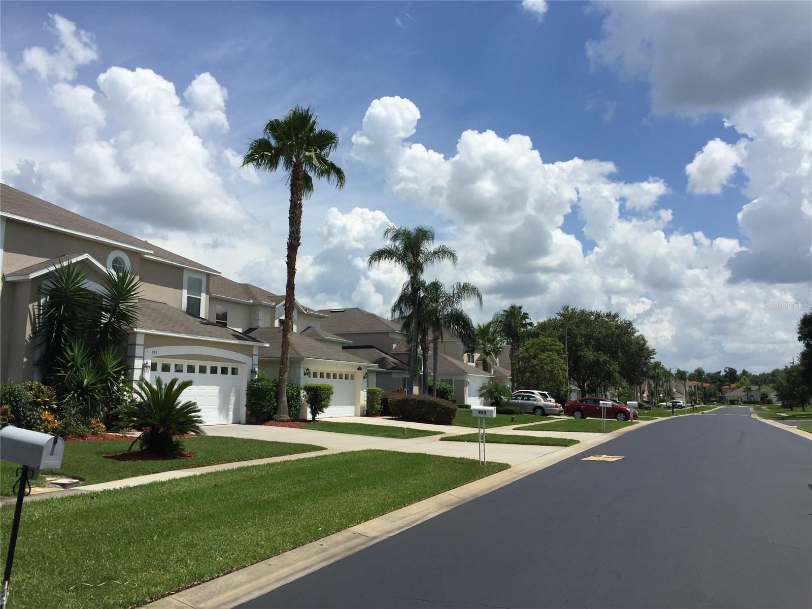 LAKE BERKLEY RESORT - Residential