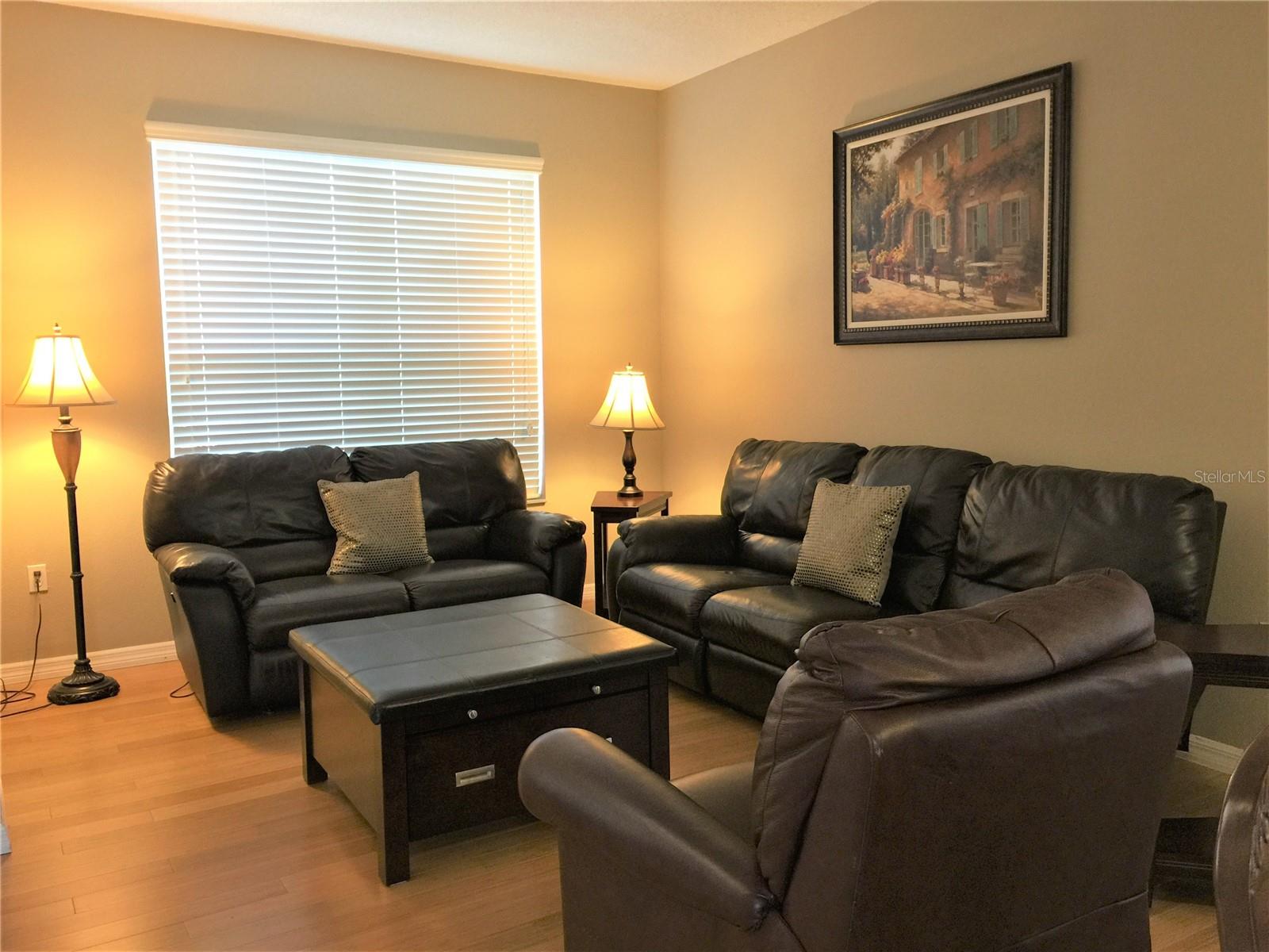 LAKE BERKLEY RESORT - Residential