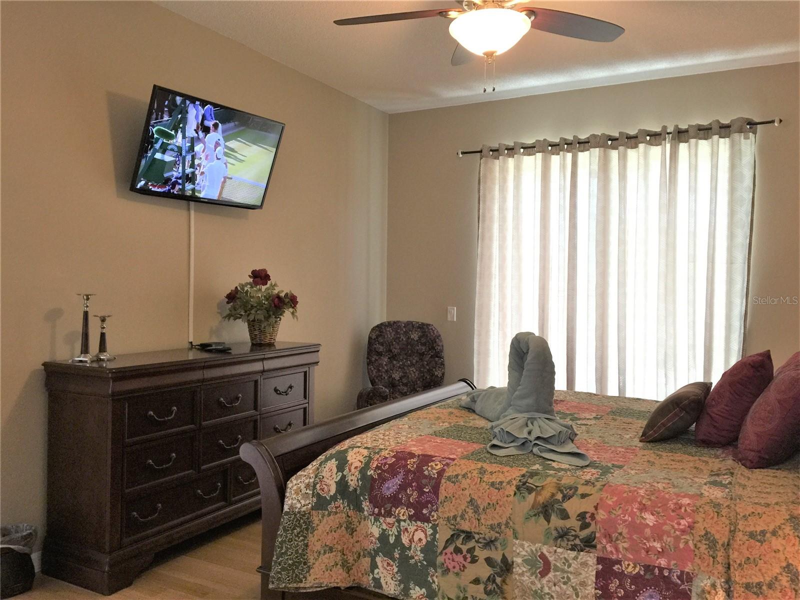 LAKE BERKLEY RESORT - Residential