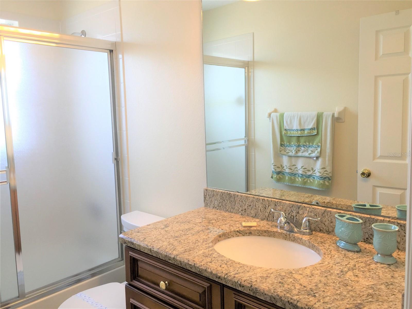 LAKE BERKLEY RESORT - Residential