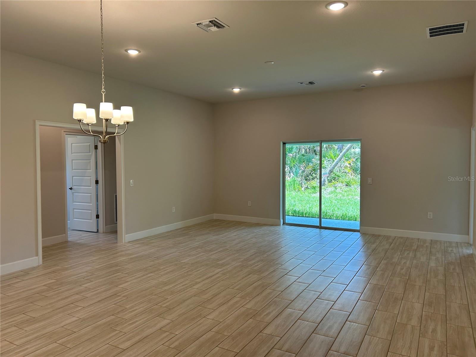 NORTH PORT - Residential