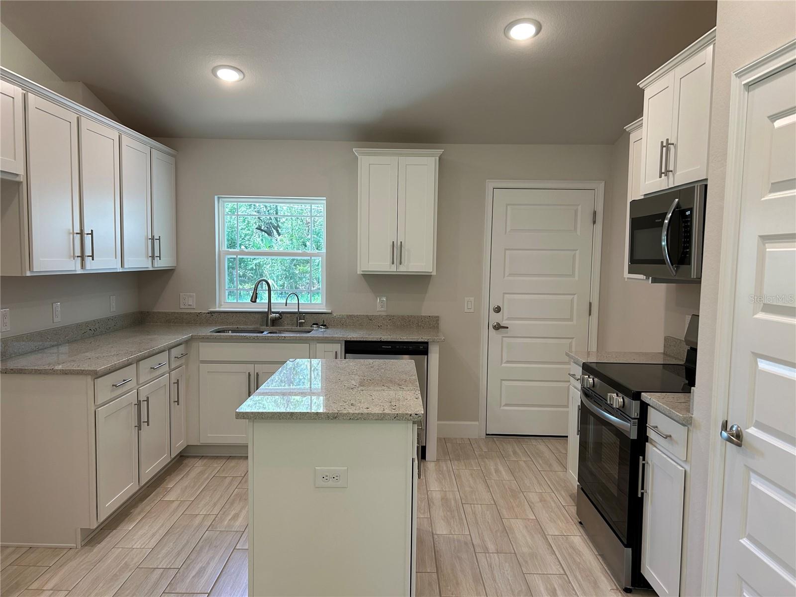 NORTH PORT - Residential