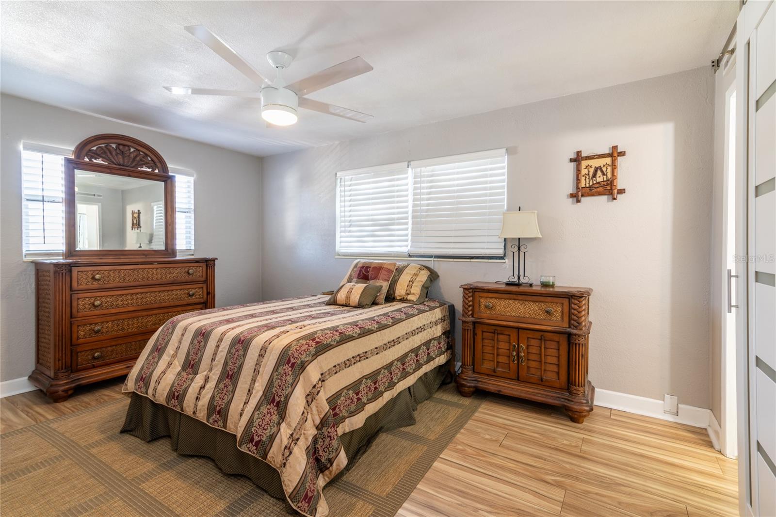 CRESTMONT - Residential