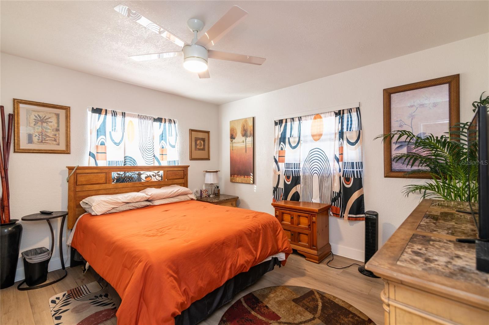 CRESTMONT - Residential