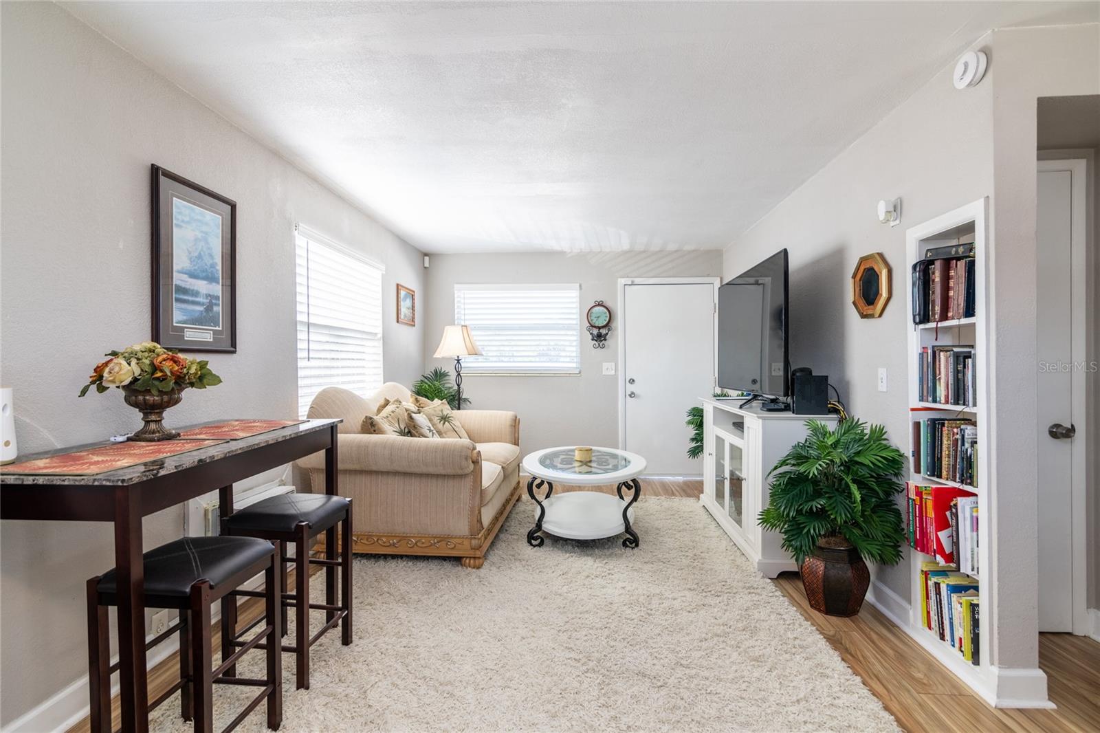 CRESTMONT - Residential