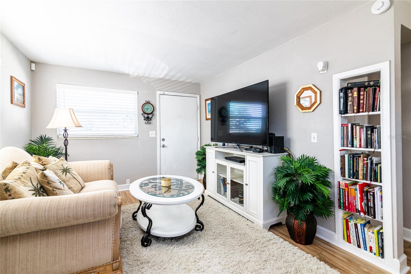 CRESTMONT - Residential