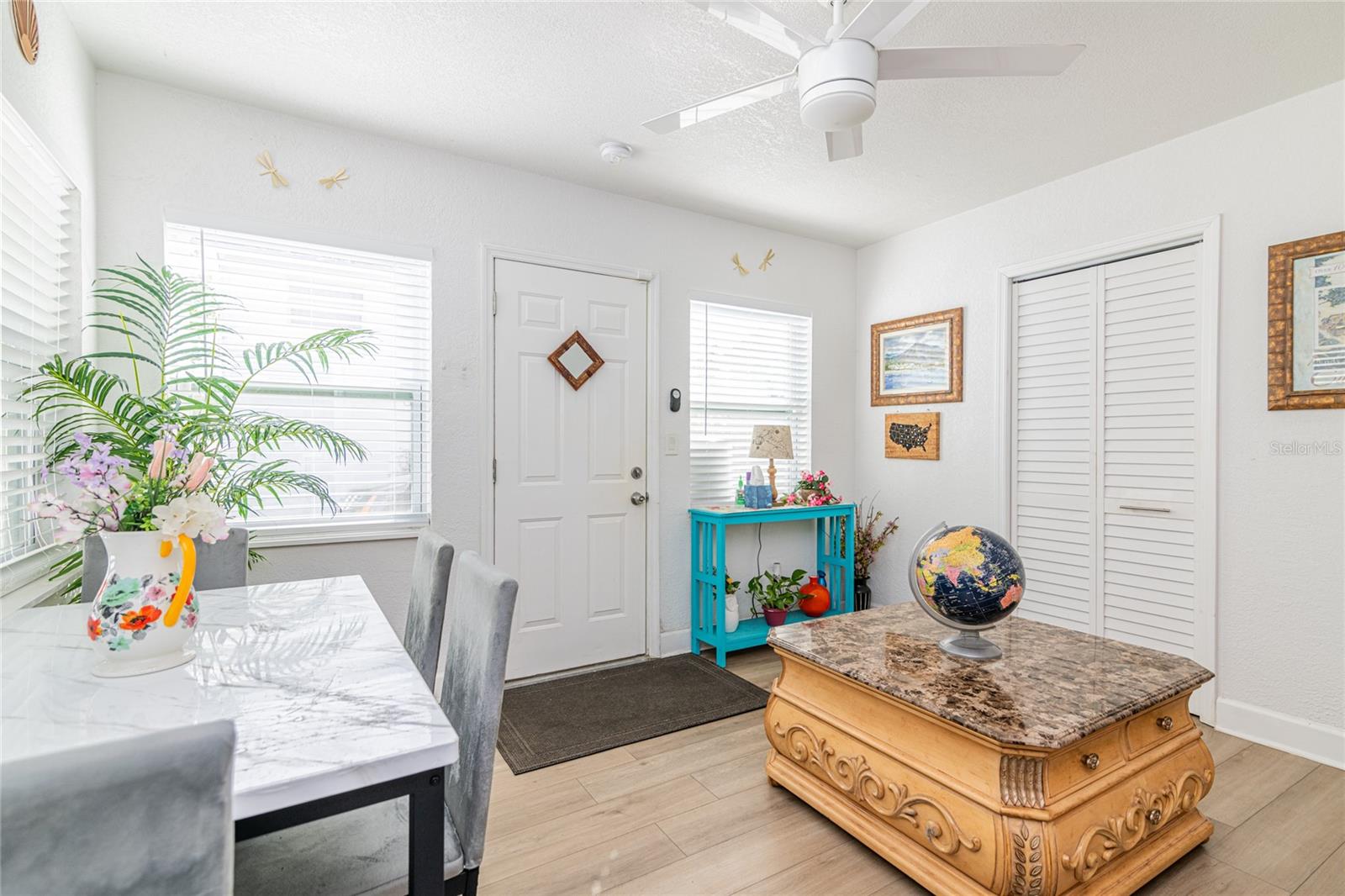 CRESTMONT - Residential