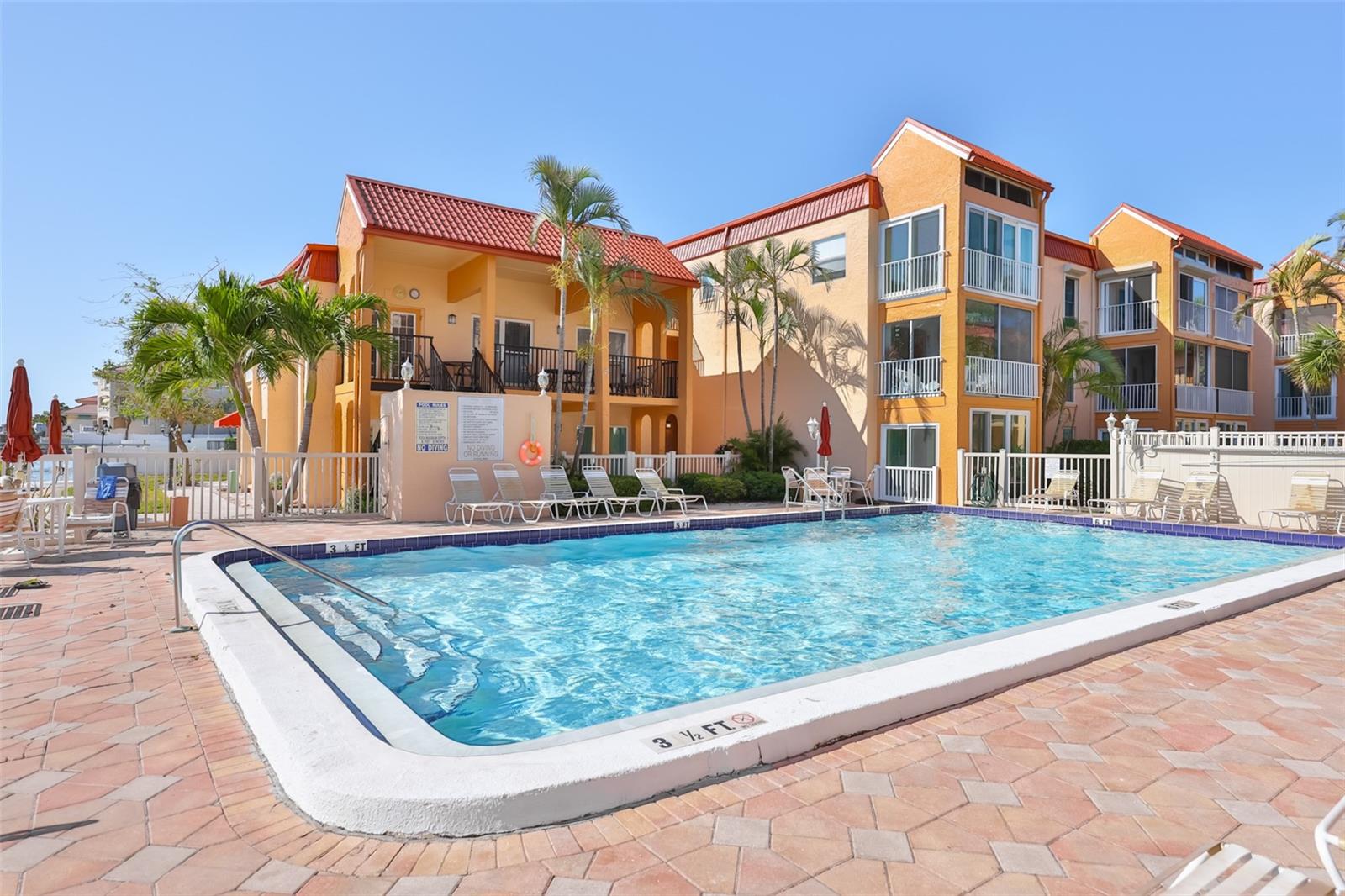 BOCA SHORES CONDO - Residential