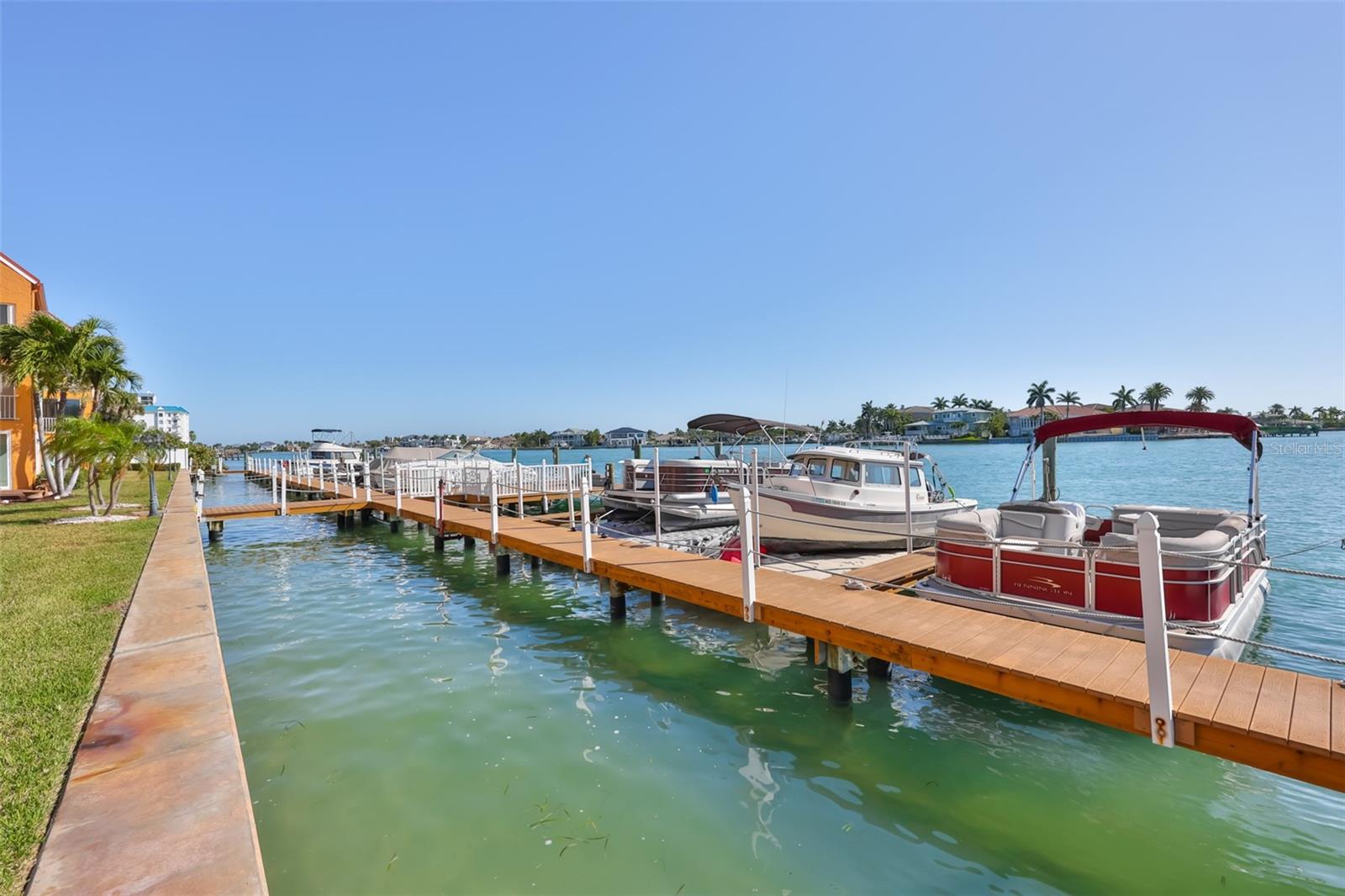 BOCA SHORES CONDO - Residential