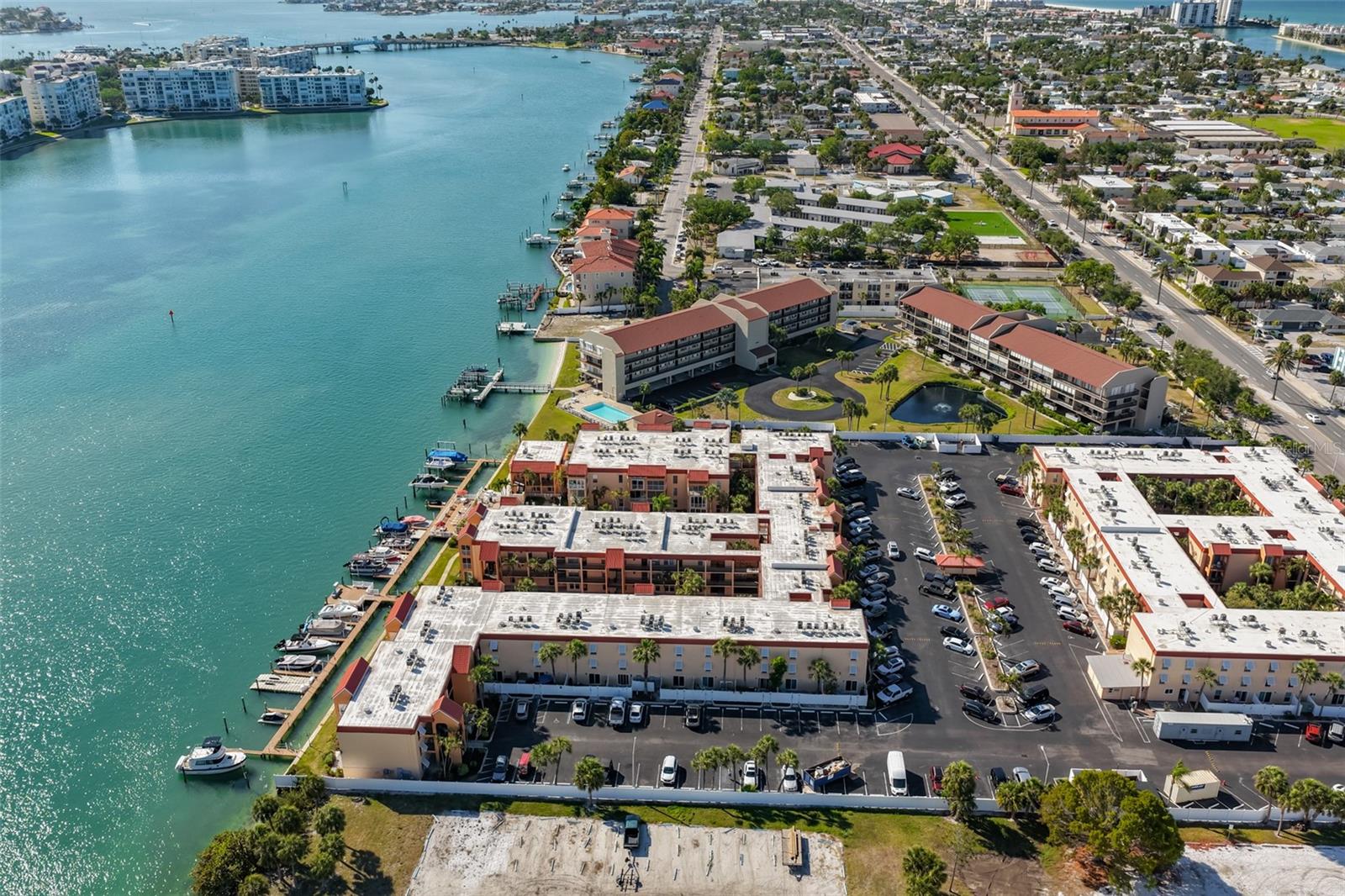 BOCA SHORES CONDO - Residential