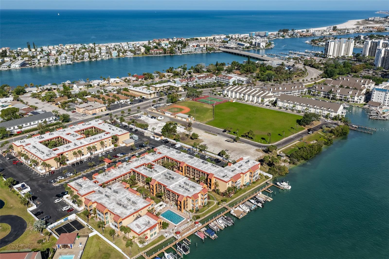 BOCA SHORES CONDO - Residential