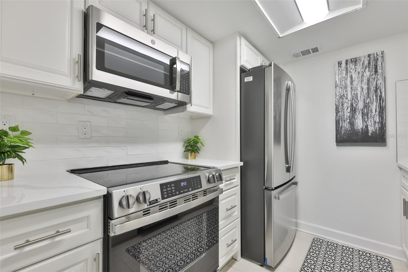 BOCA SHORES CONDO - Residential