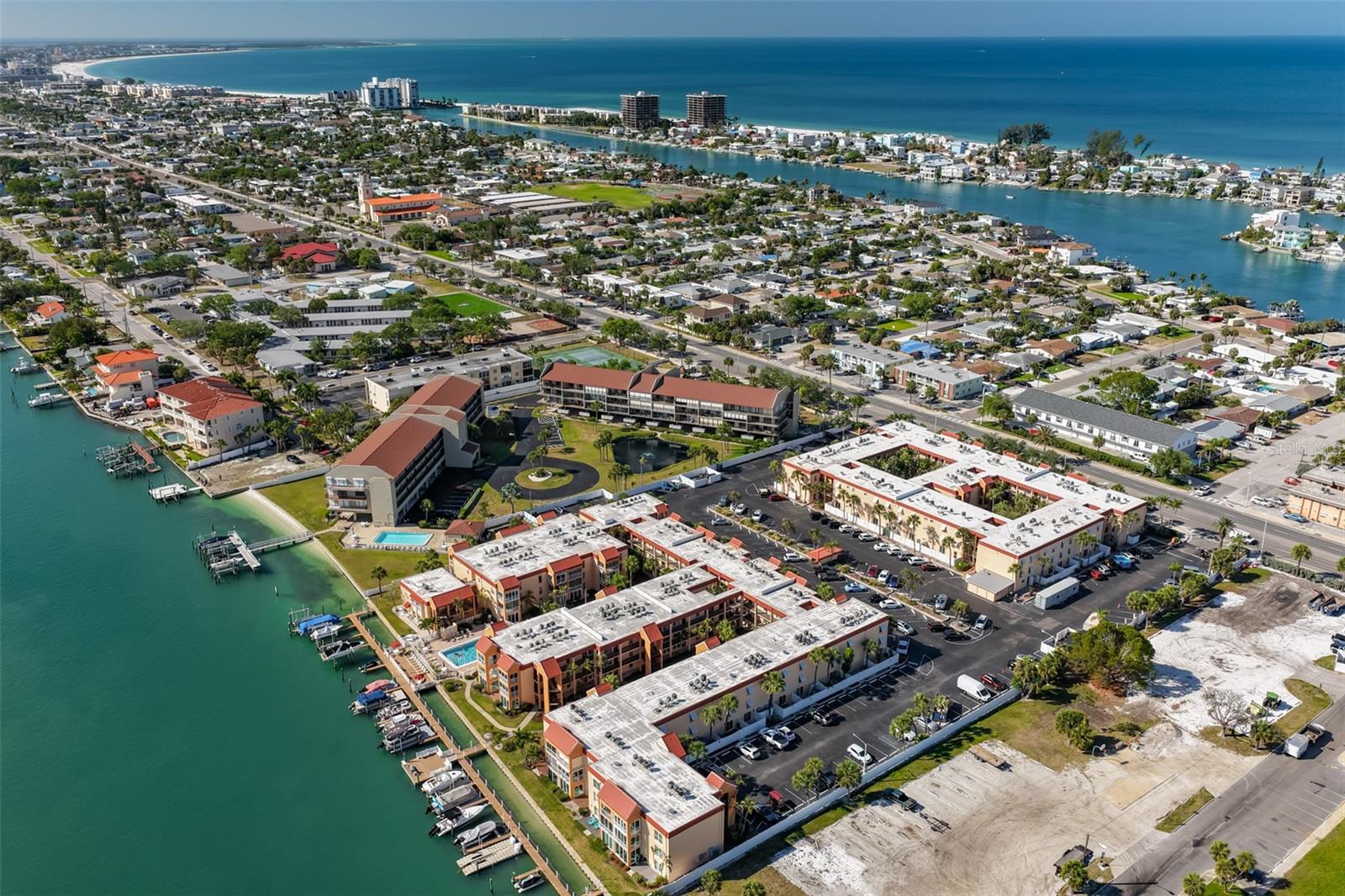 BOCA SHORES CONDO - Residential