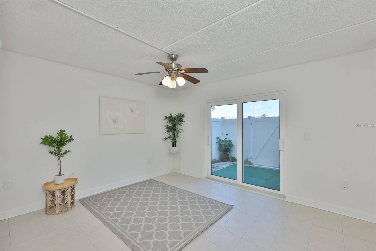 BOCA SHORES CONDO - Residential
