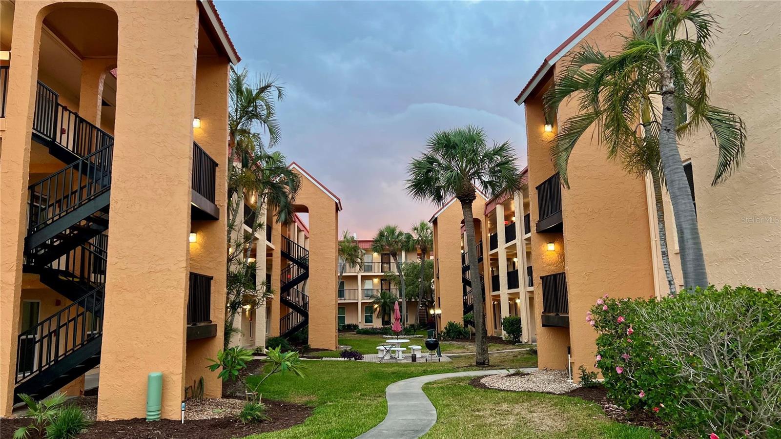 BOCA SHORES CONDO - Residential