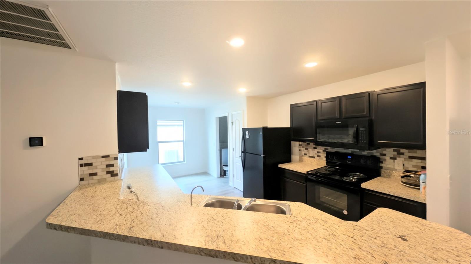 RIDGE DUNDEE - Residential