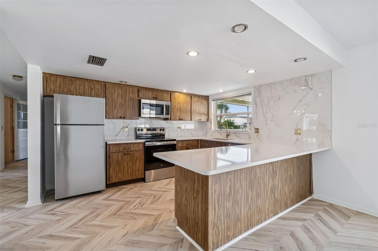 HARBOR HILLS 3RD ADD - Residential