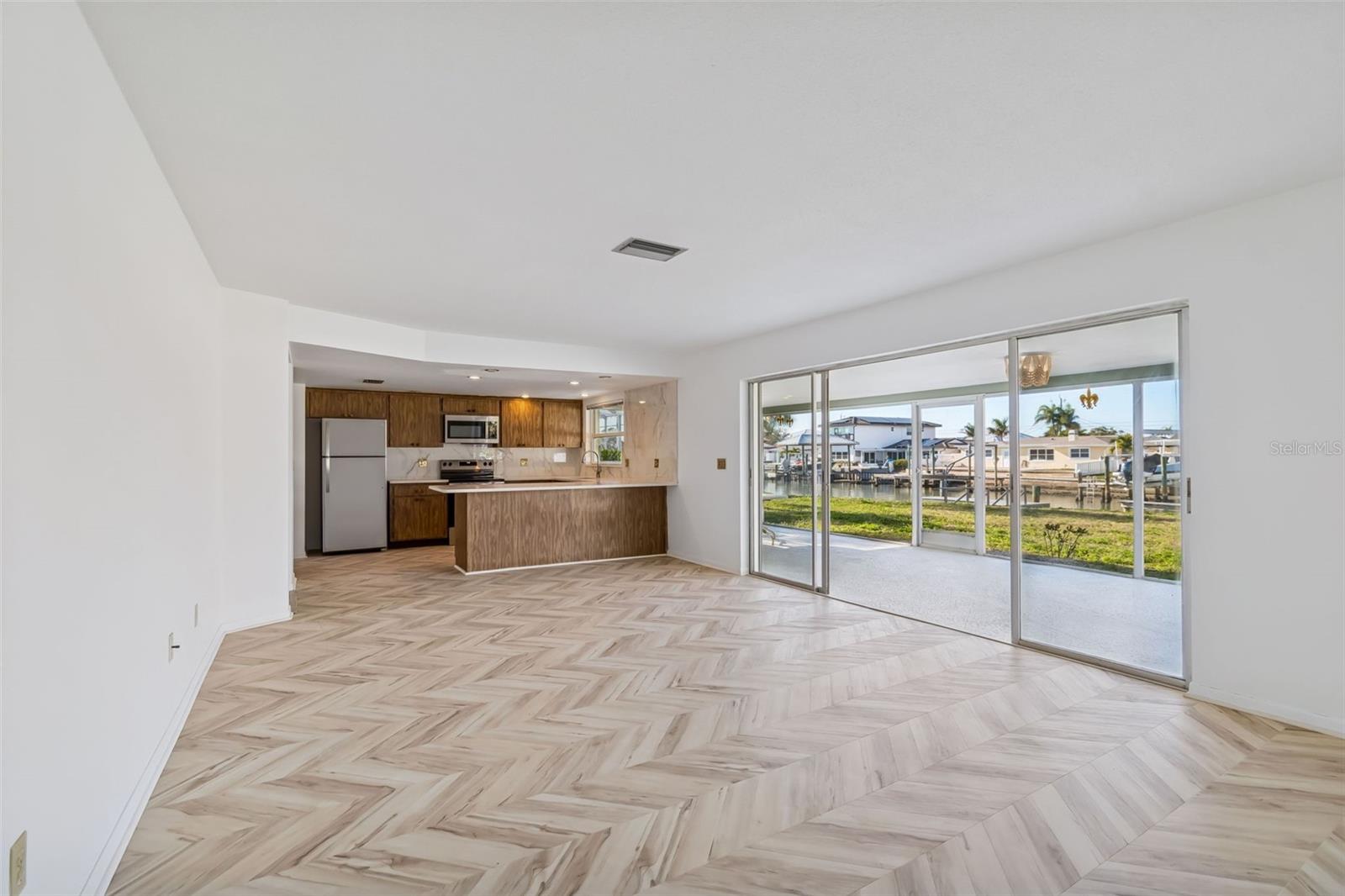 HARBOR HILLS 3RD ADD - Residential