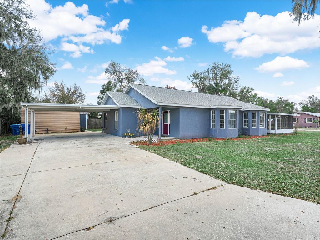 Photo of 530 N French Avenue, Fort Meade, FL 33841 (MLS # K4903262)