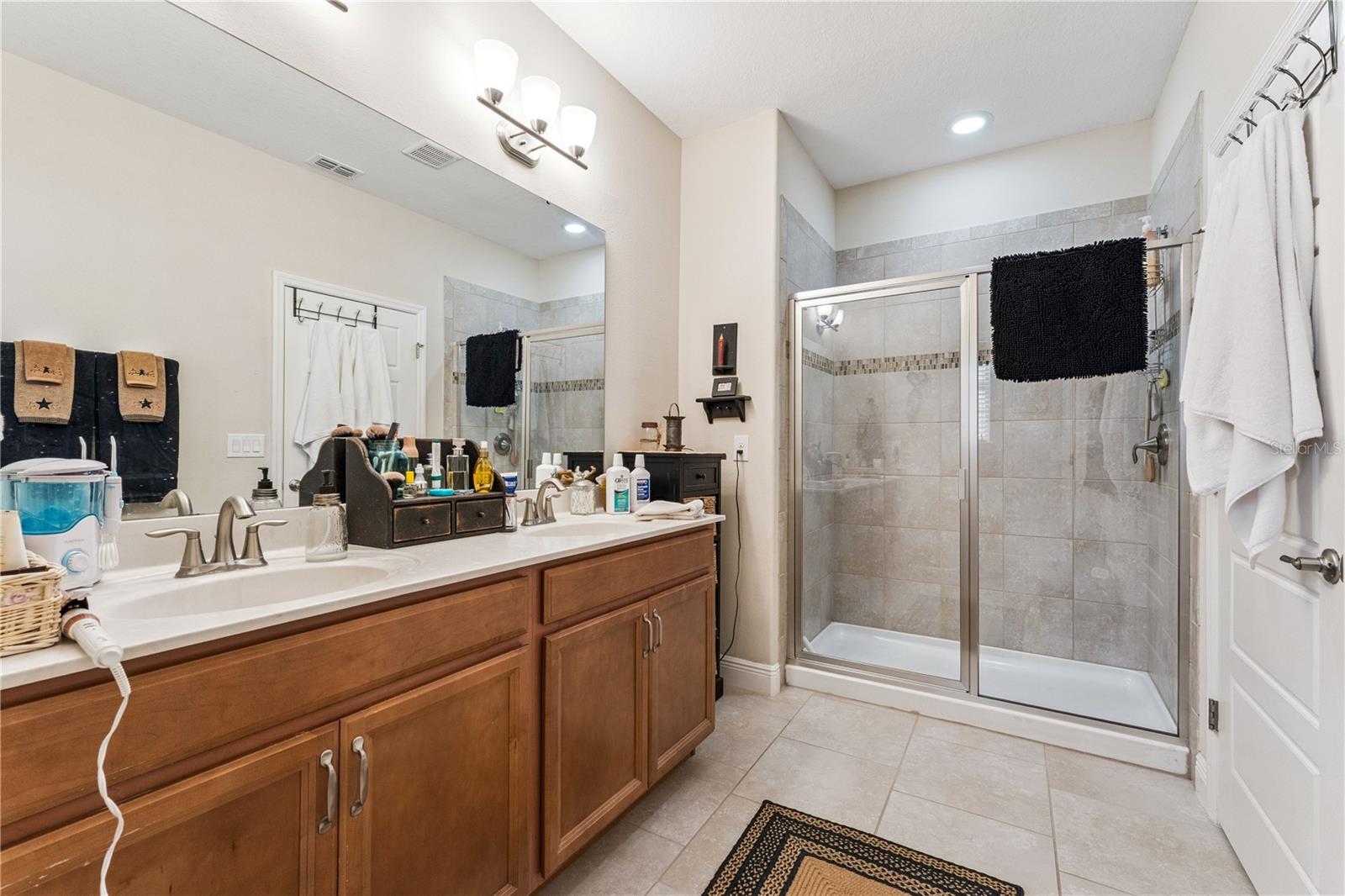 FOUNTAIN PARKE AT LAKE MARY PH 2 - Residential