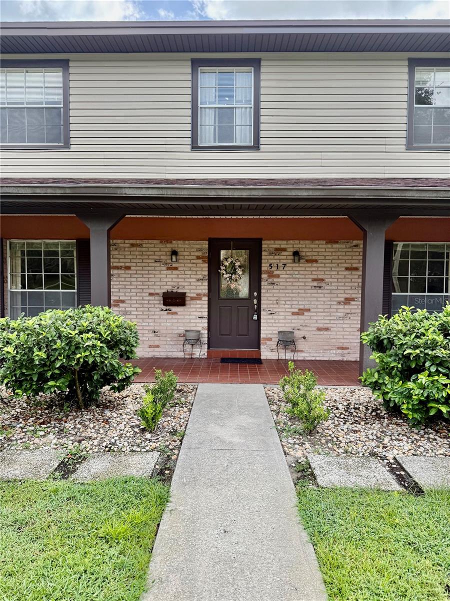 517 ROLLINGVIEW DRIVE