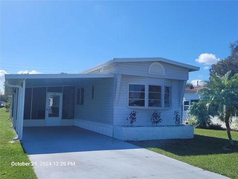 A home in LAKELAND