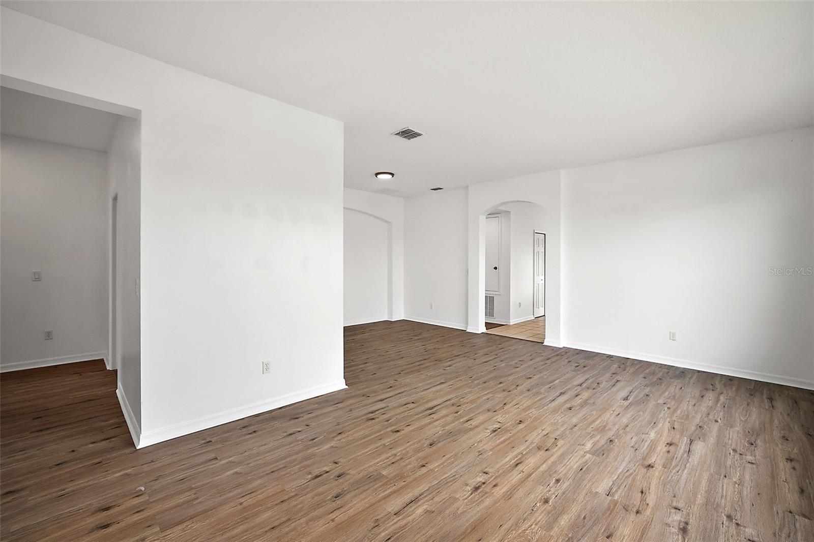 GROVELAND WATERSIDE POINTE PH 01 - Residential