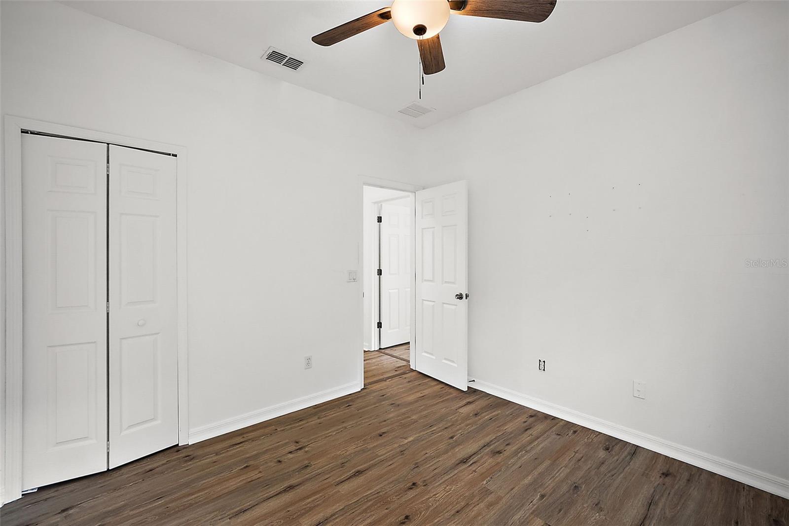 GROVELAND WATERSIDE POINTE PH 01 - Residential