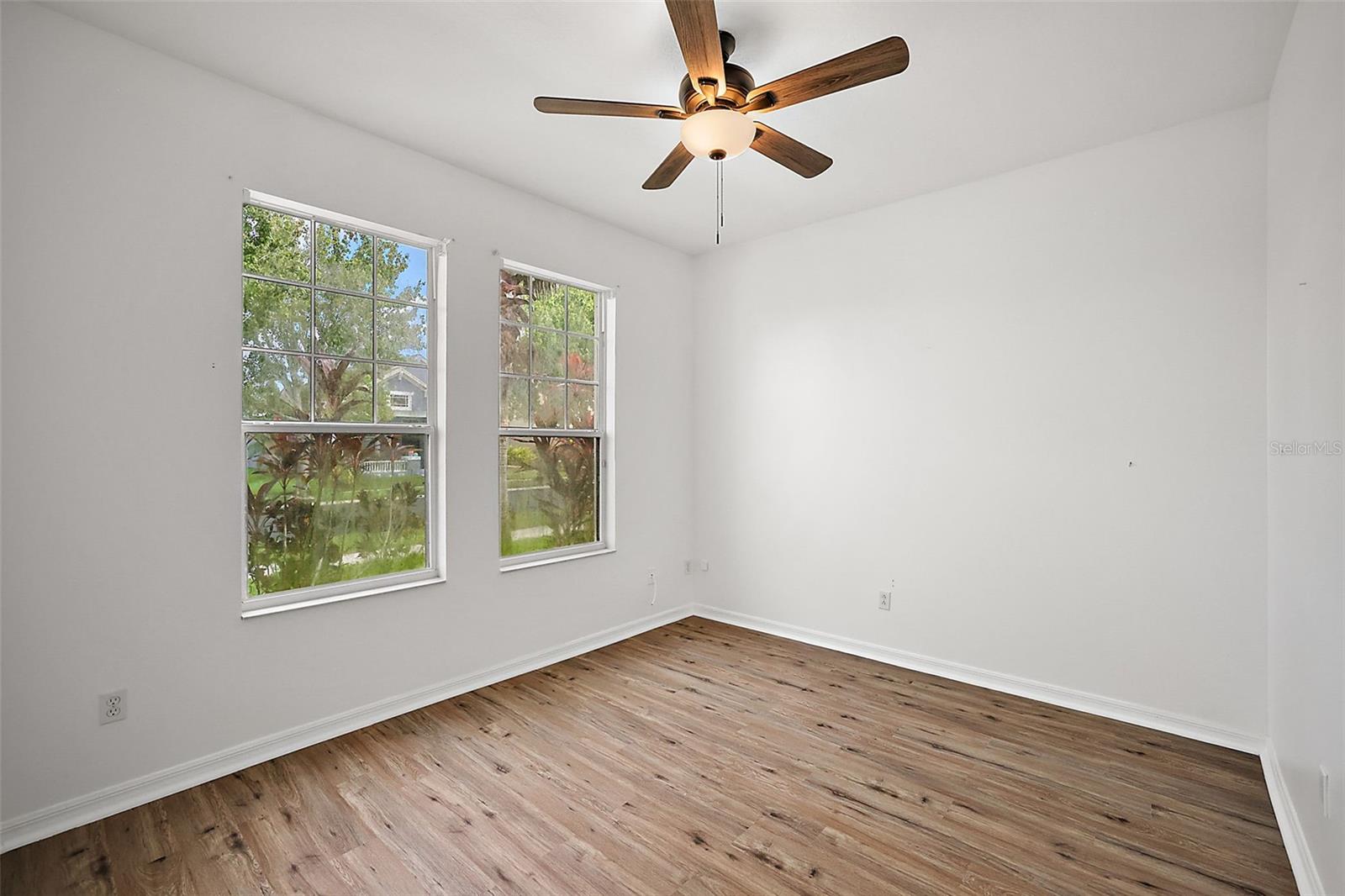 GROVELAND WATERSIDE POINTE PH 01 - Residential