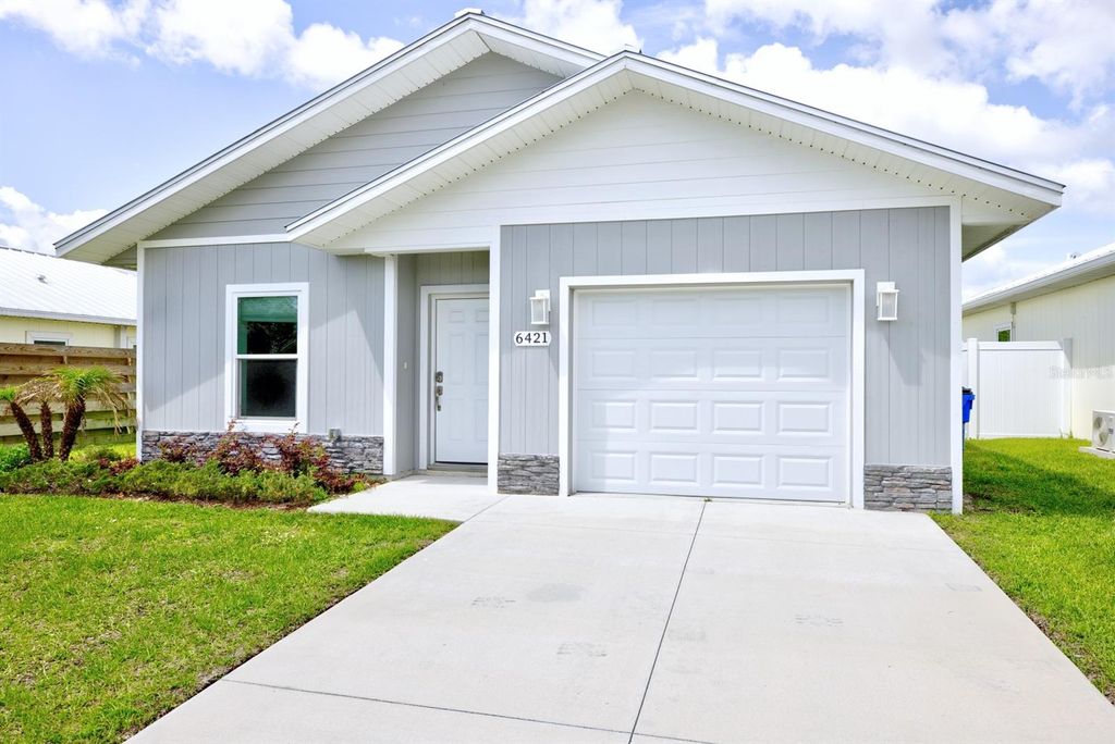 Photo of 6421 Okinawa Avenue, Sebring, FL 33876 (MLS # L4960755)
