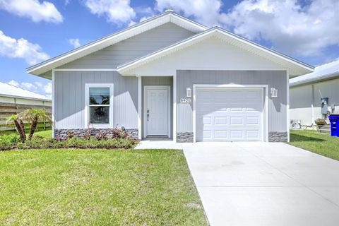Photo of 6421 Okinawa Avenue, Sebring, FL 33876 (MLS # L4960755)