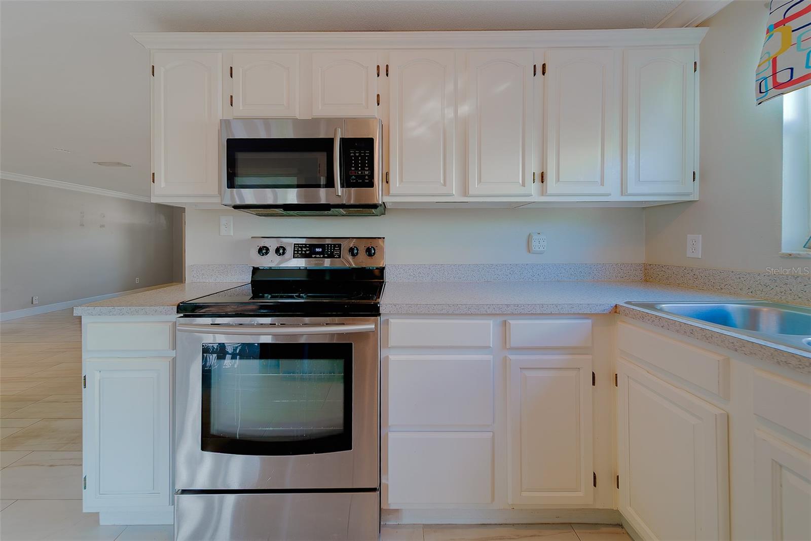 ORANGEWOOD HIGHLANDS - Residential Lease