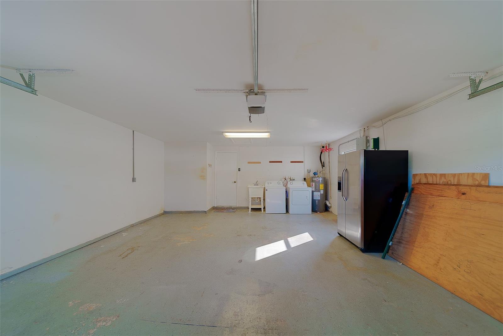 ORANGEWOOD HIGHLANDS - Residential Lease