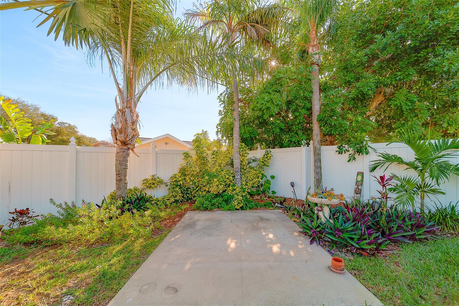 ORANGEWOOD HIGHLANDS - Residential Lease