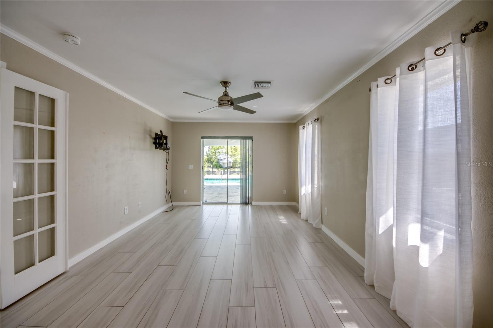 ACREAGE & UNREC - Residential