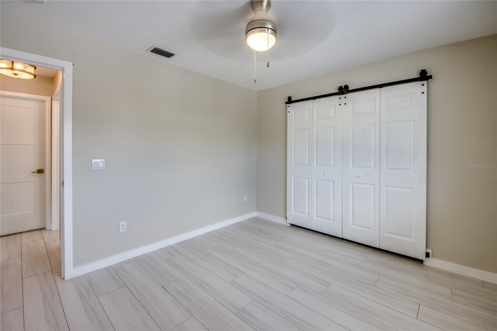 ACREAGE & UNREC - Residential