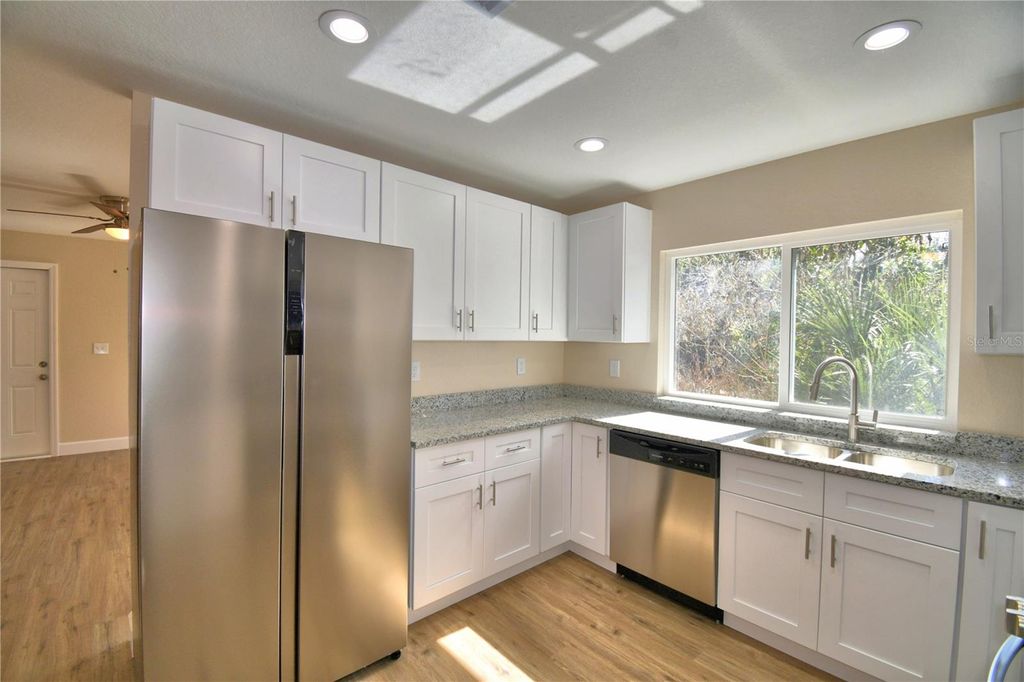 Photo of 125 Northside Drive, Lake Wales, FL 33853 (MLS # S5143391)