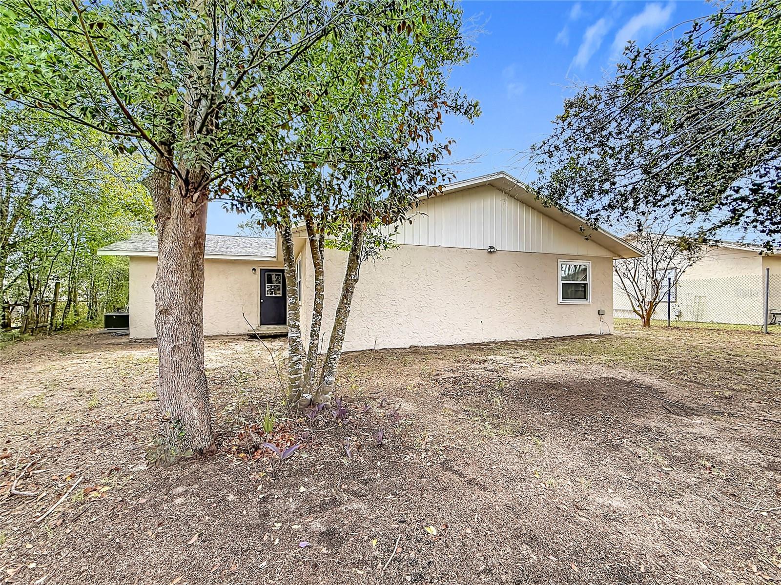 SILVER SPGS SHORES UN 68 - Residential